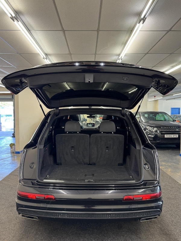 Used Audi Q7 2019 for sale - 74573820: Photo 32