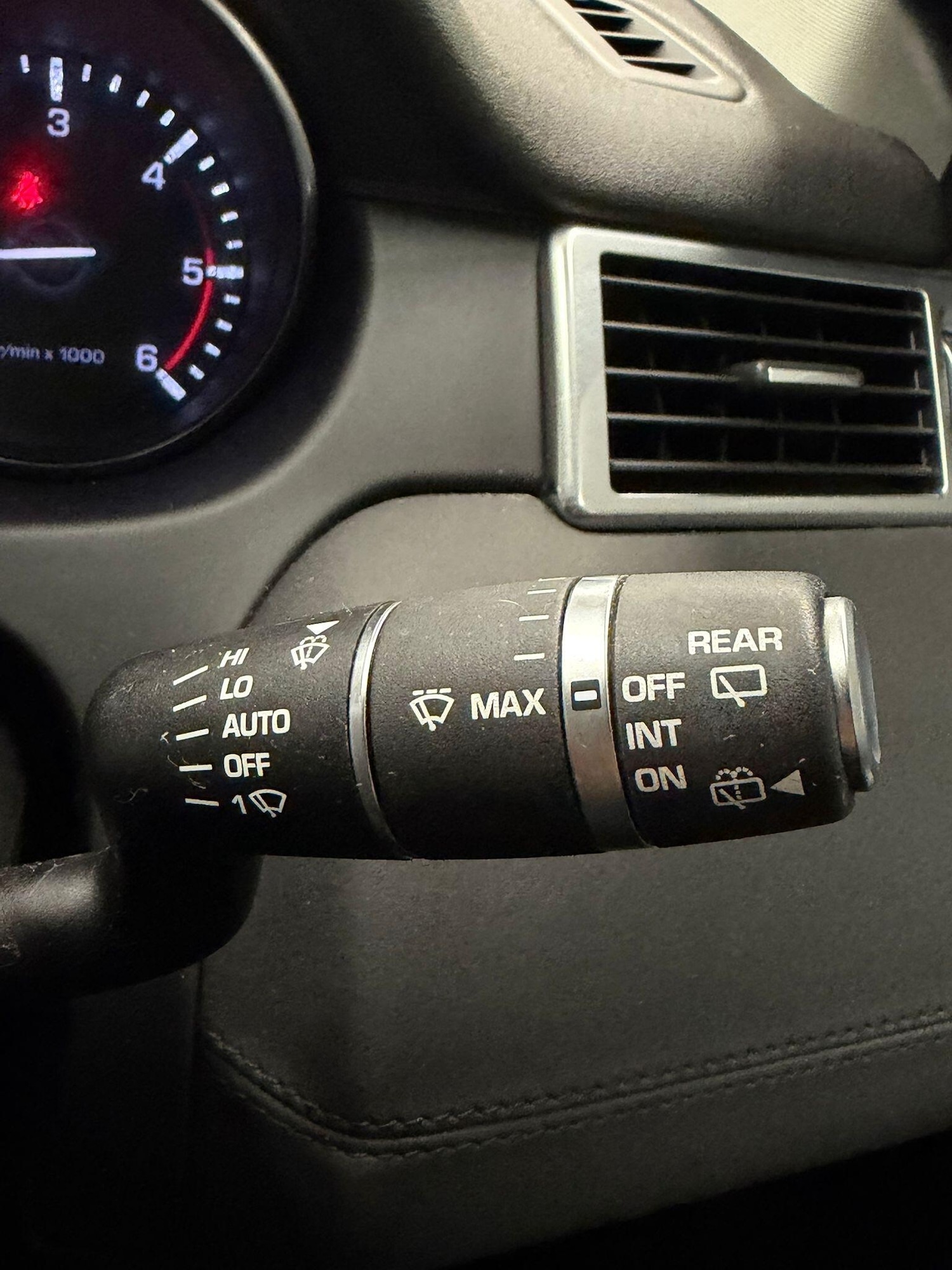 Used Land Rover Discovery Sport 2016 for sale - 77016576: Photo 17