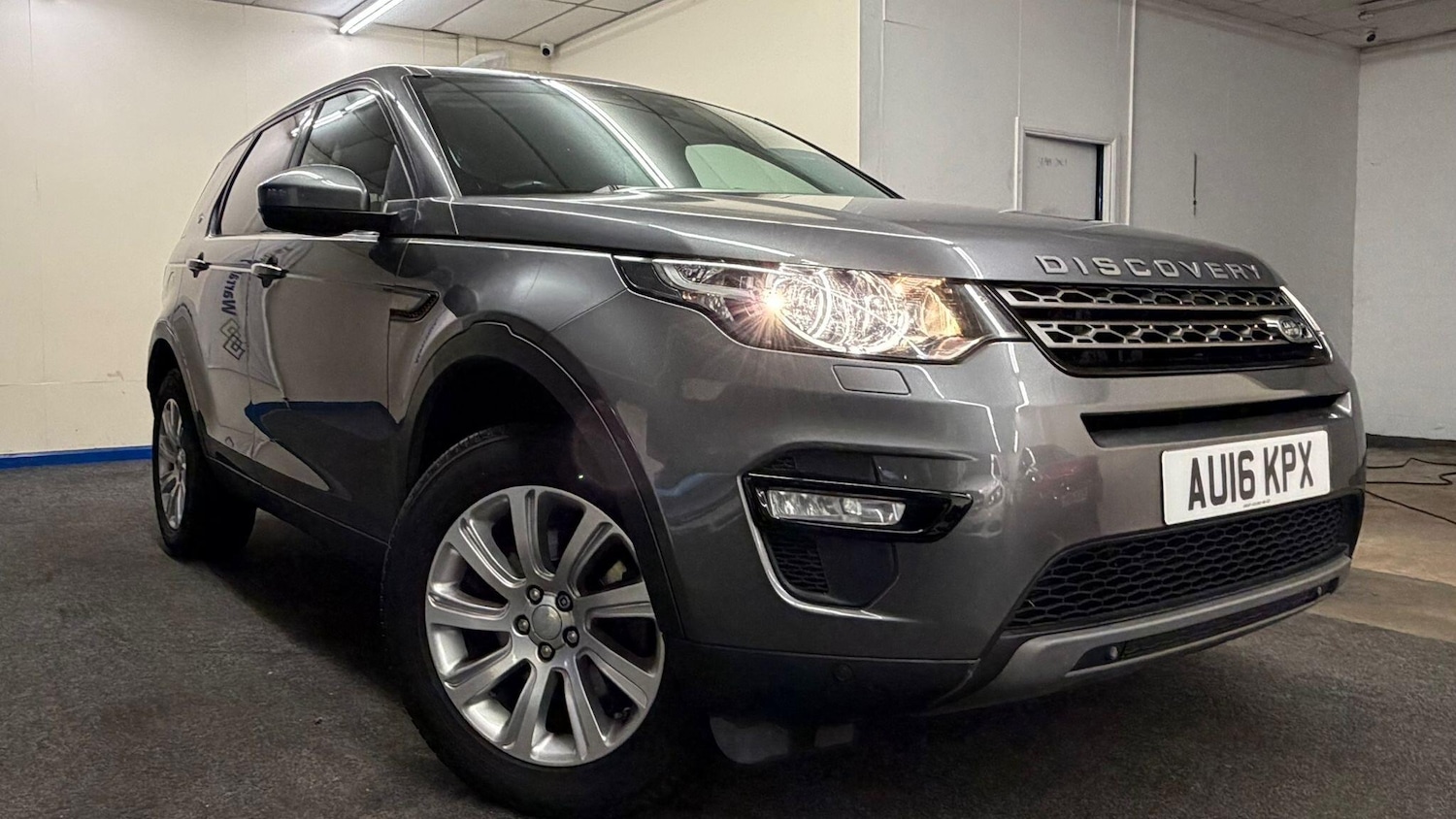 Used Land Rover Discovery Sport 2016 for sale - 77016576: Photo 6