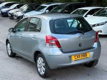 Used Toyota Yaris 2011 for sale - 79622327: Photo