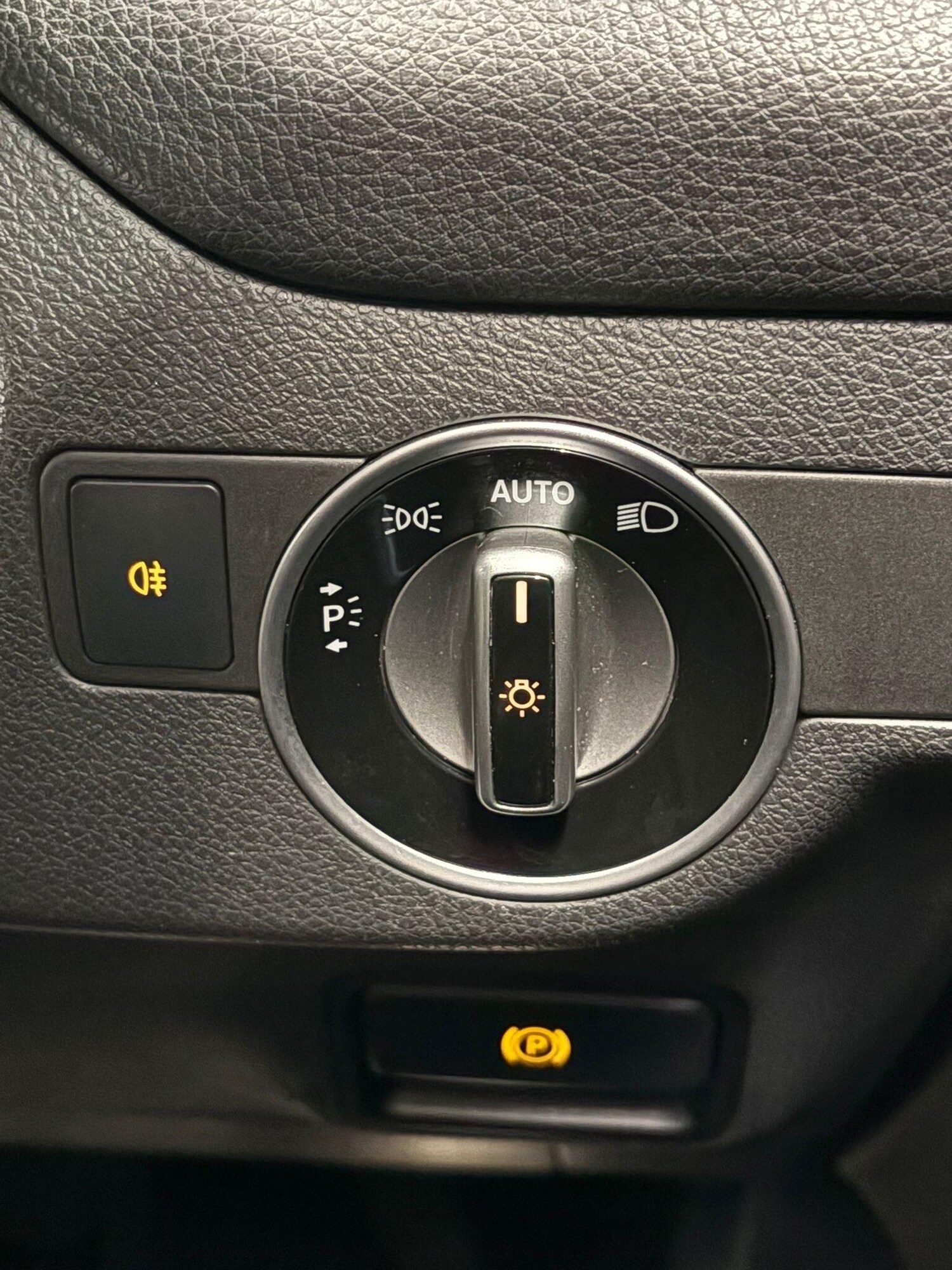 Used Mercedes-Benz CLA for sale - 77496813: Photo 22