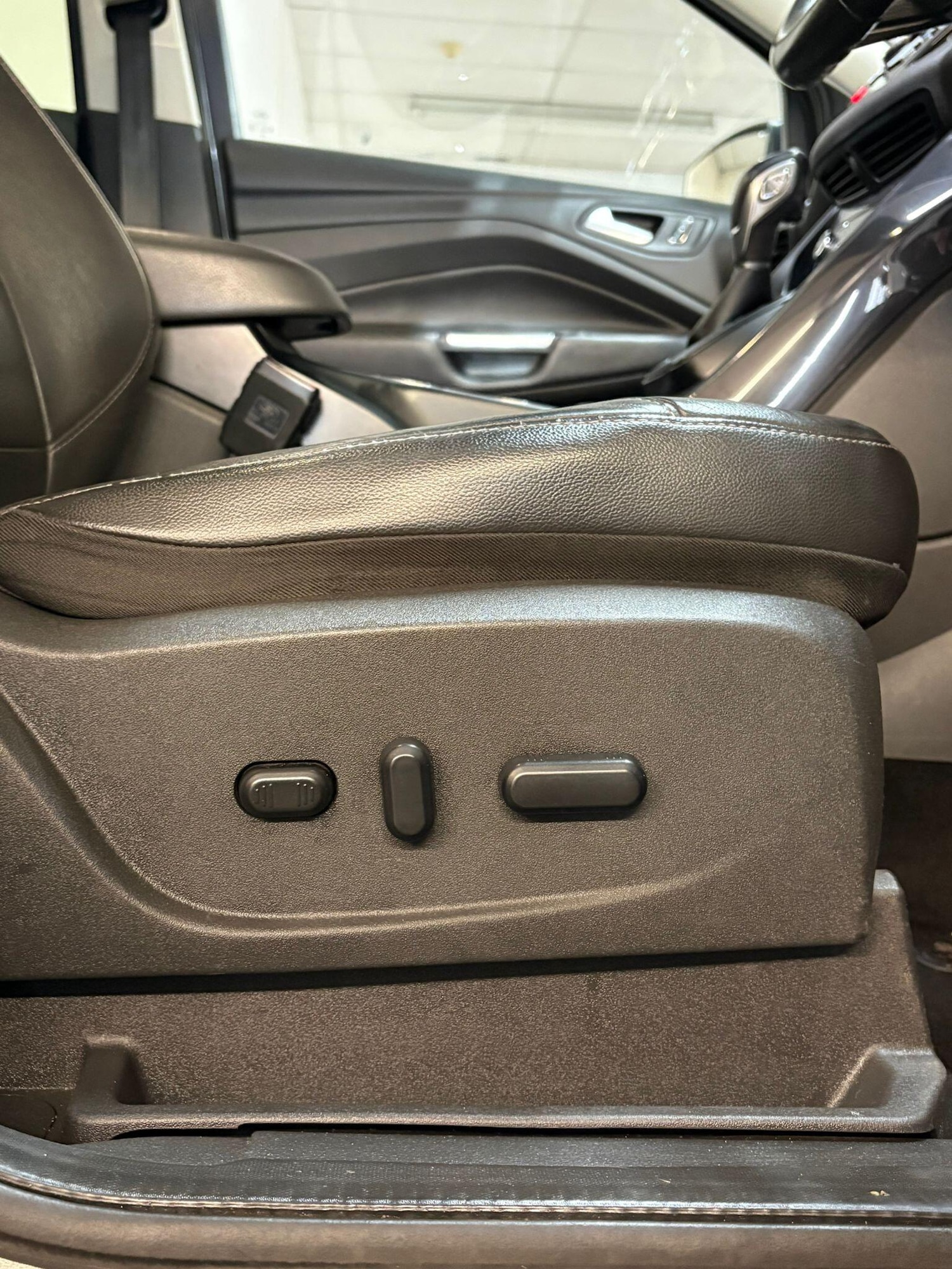 Used Ford Kuga 2014 for sale - 77306057: Photo 13