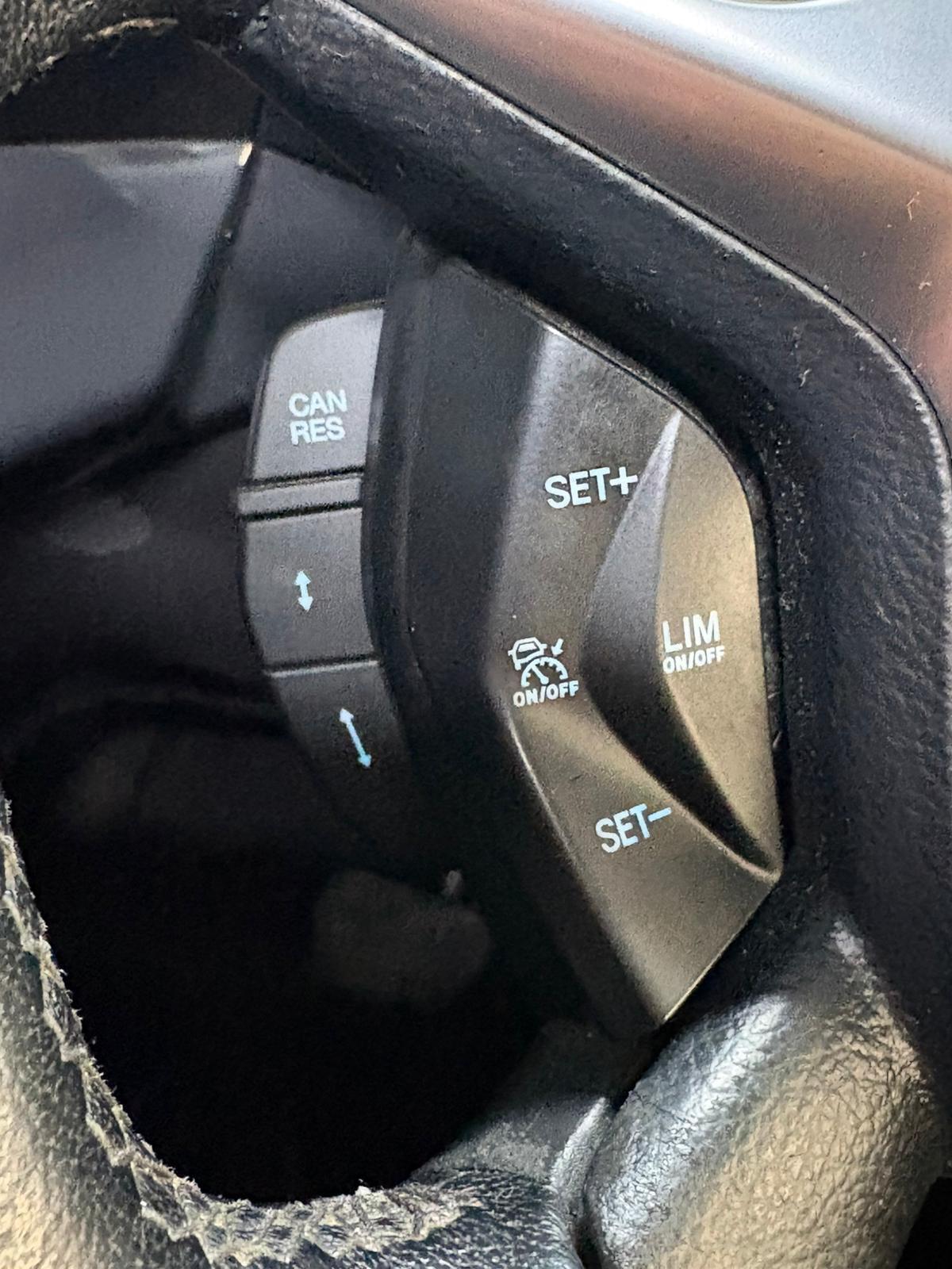 Used Ford Kuga 2014 for sale - 77306057: Photo 17