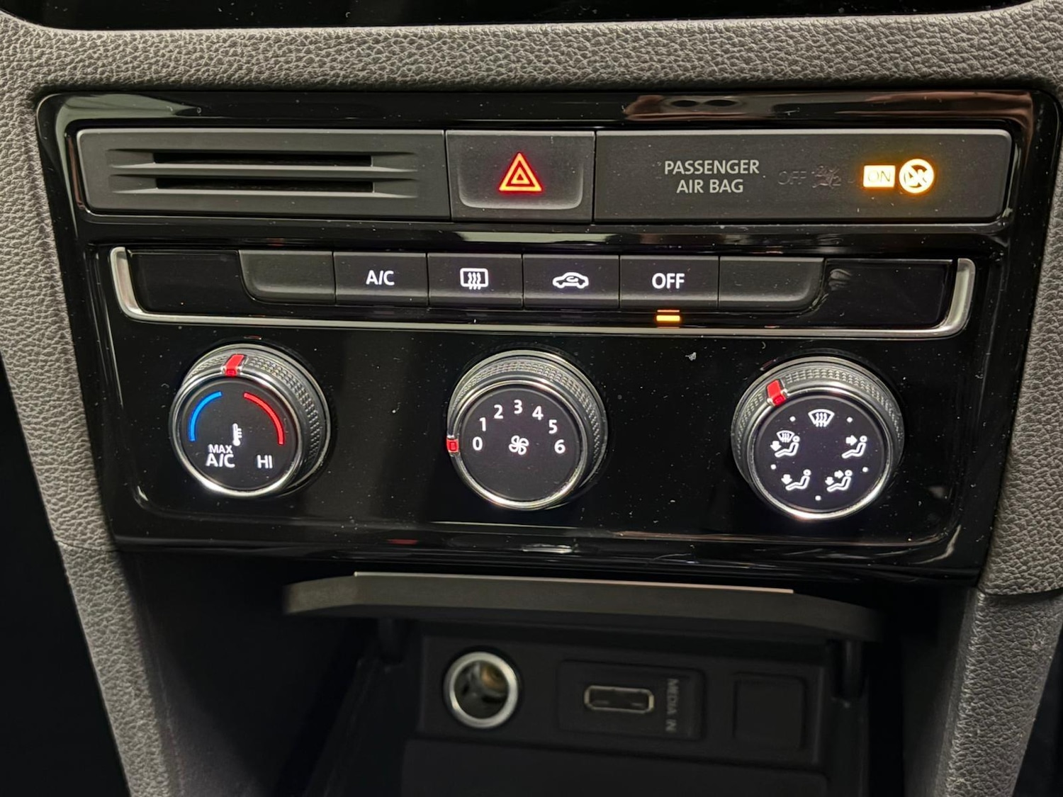 Used Volkswagen Golf SV 2015 for sale - 76623235: Photo 12