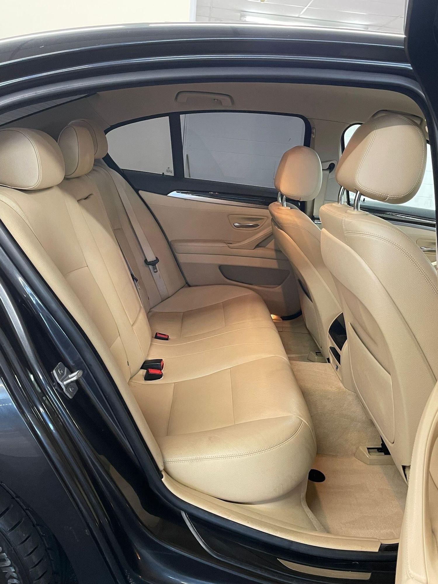 Used BMW 5 Series 2013 for sale - 76936195: Photo 9