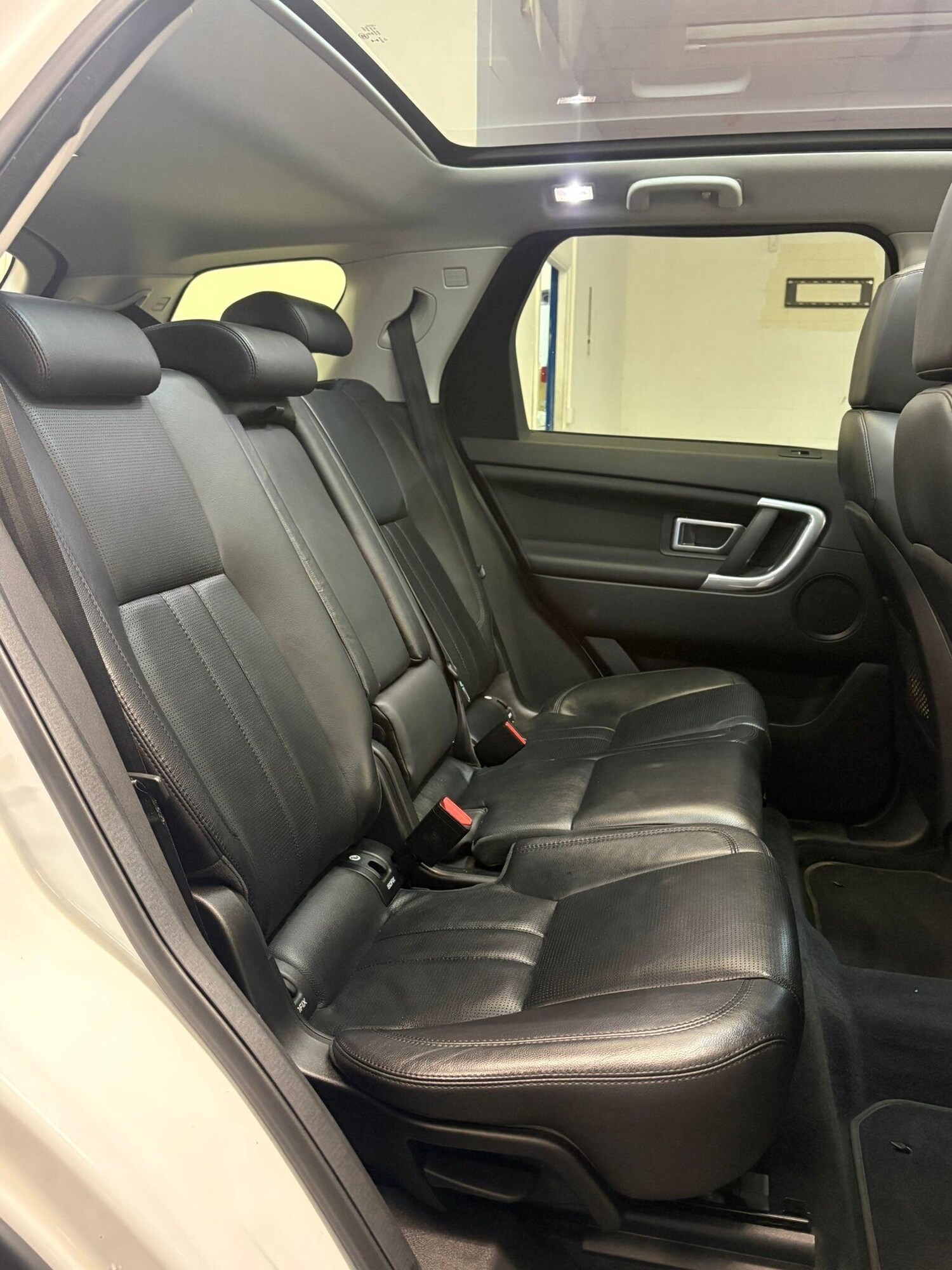 Used Land Rover Discovery Sport for sale - 77469127: Photo 12