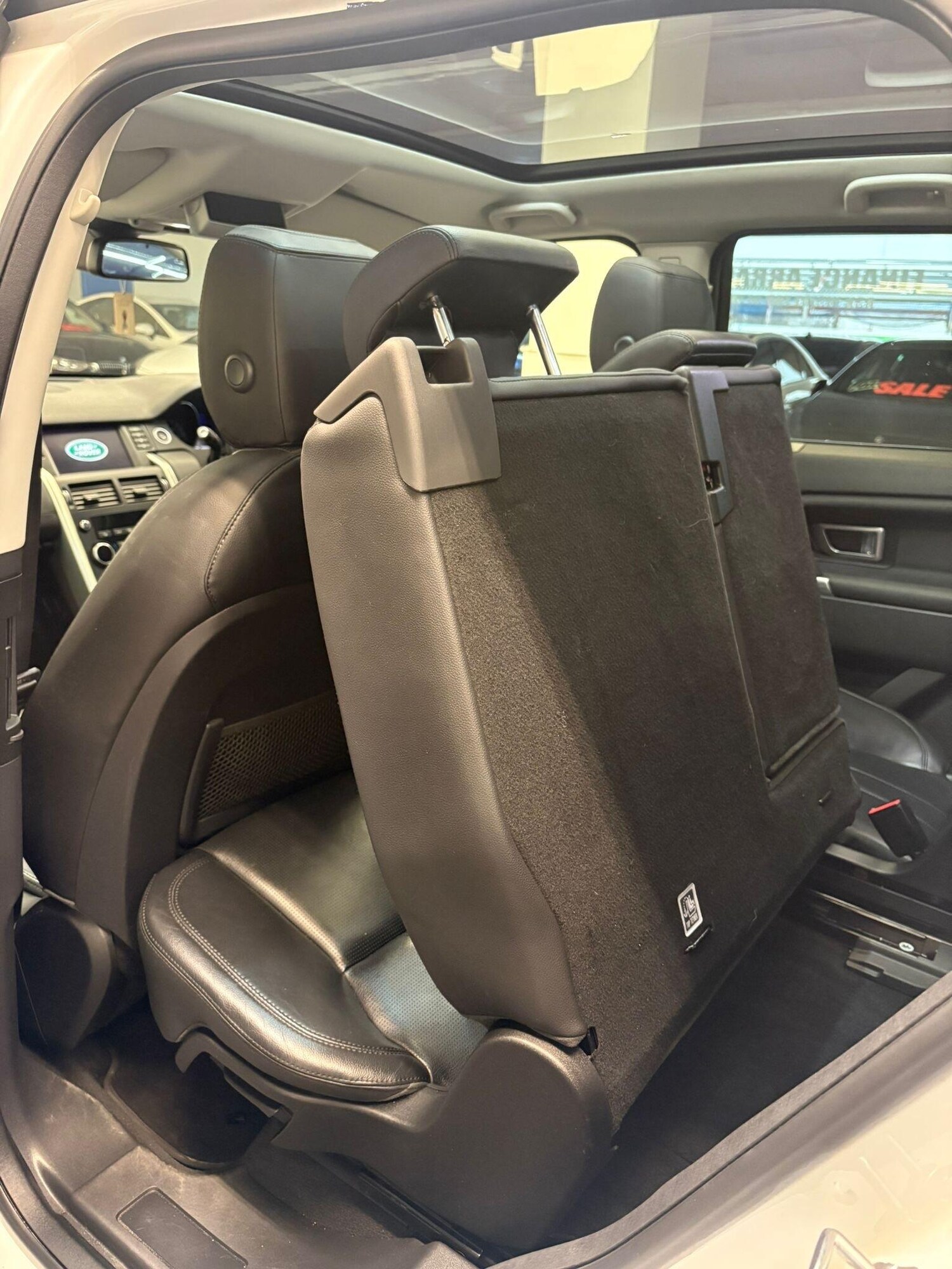 Used Land Rover Discovery Sport for sale - 77469127: Photo 17