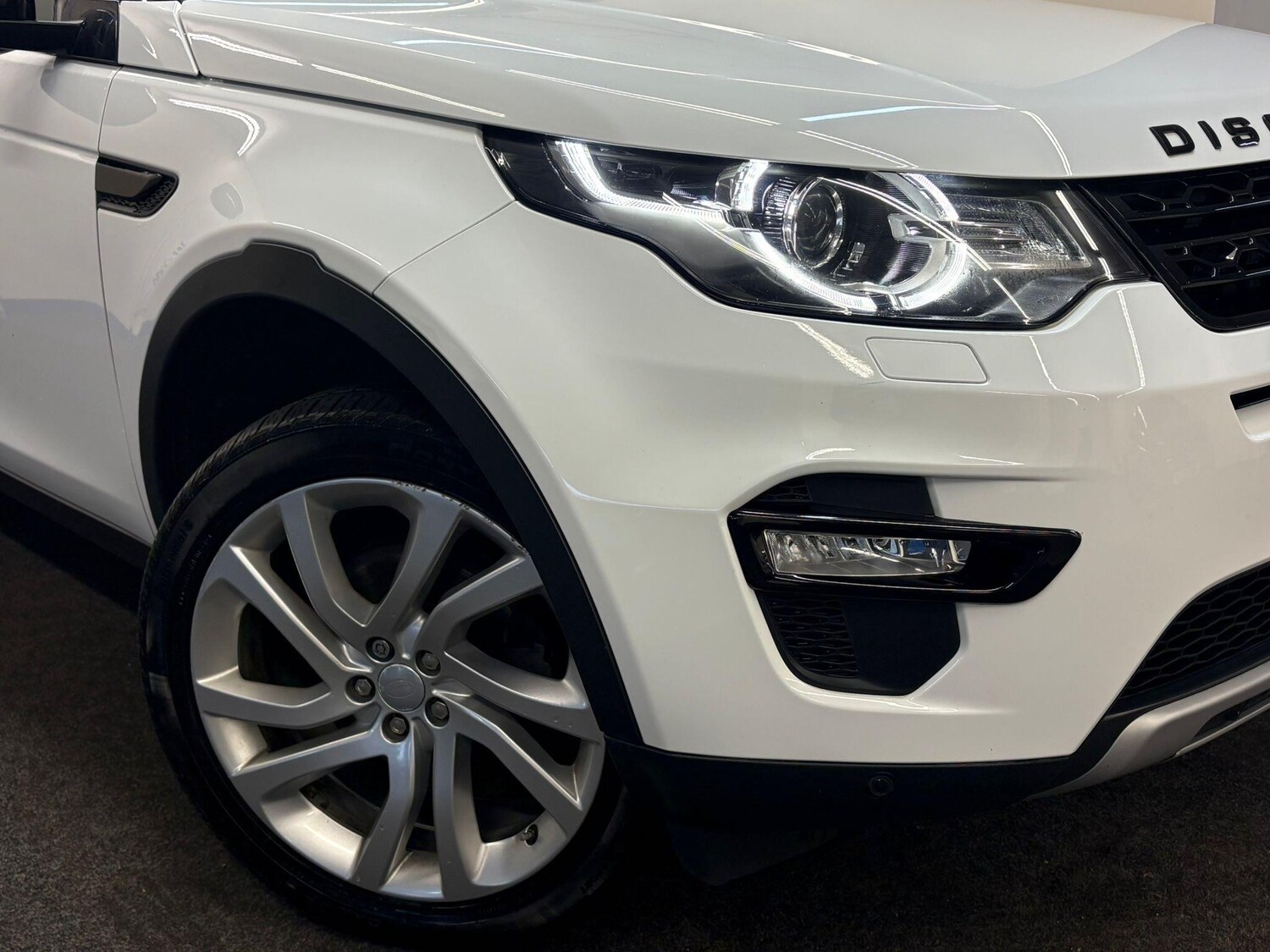 Used Land Rover Discovery Sport for sale - 77469127: Photo 27