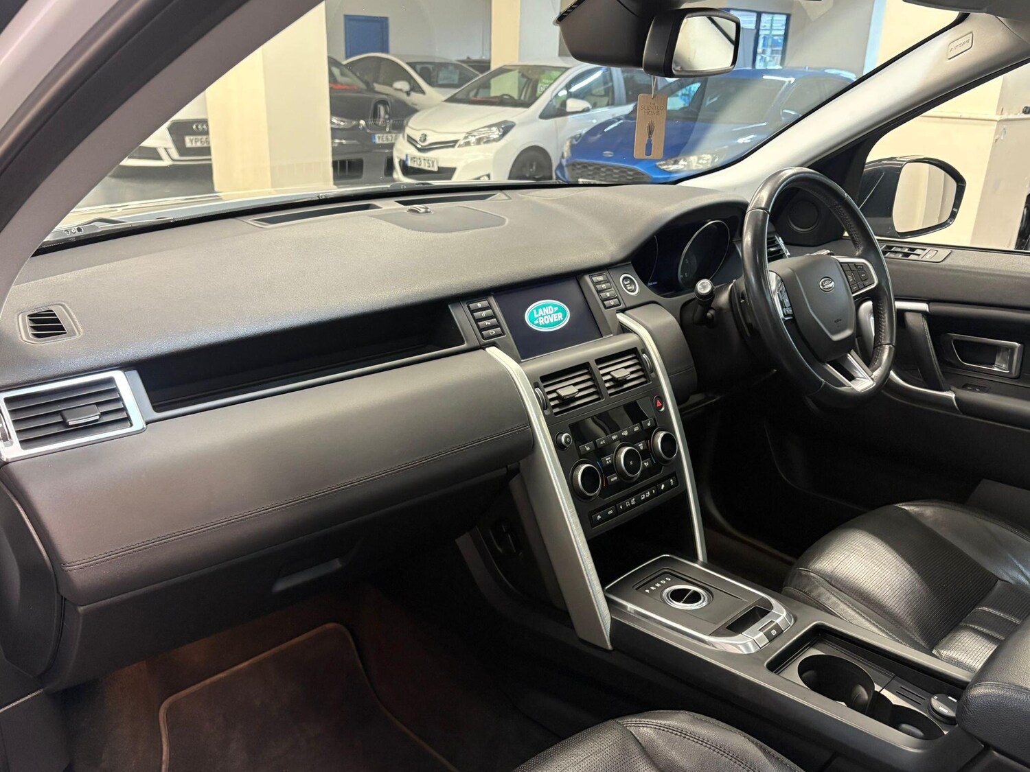 Used Land Rover Discovery Sport for sale - 77469127: Photo 9