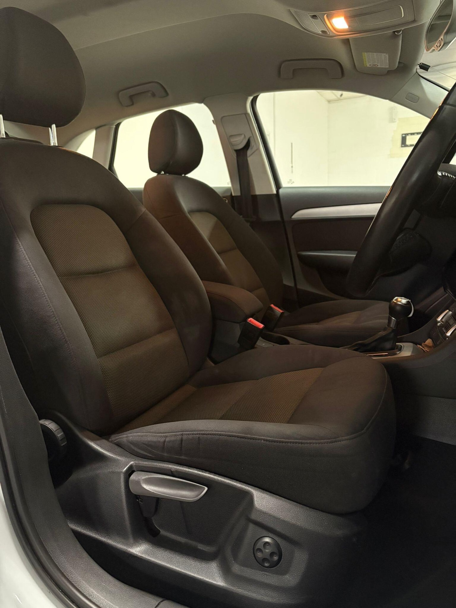 Used Audi Q3 2013 for sale - 77523928: Photo 25