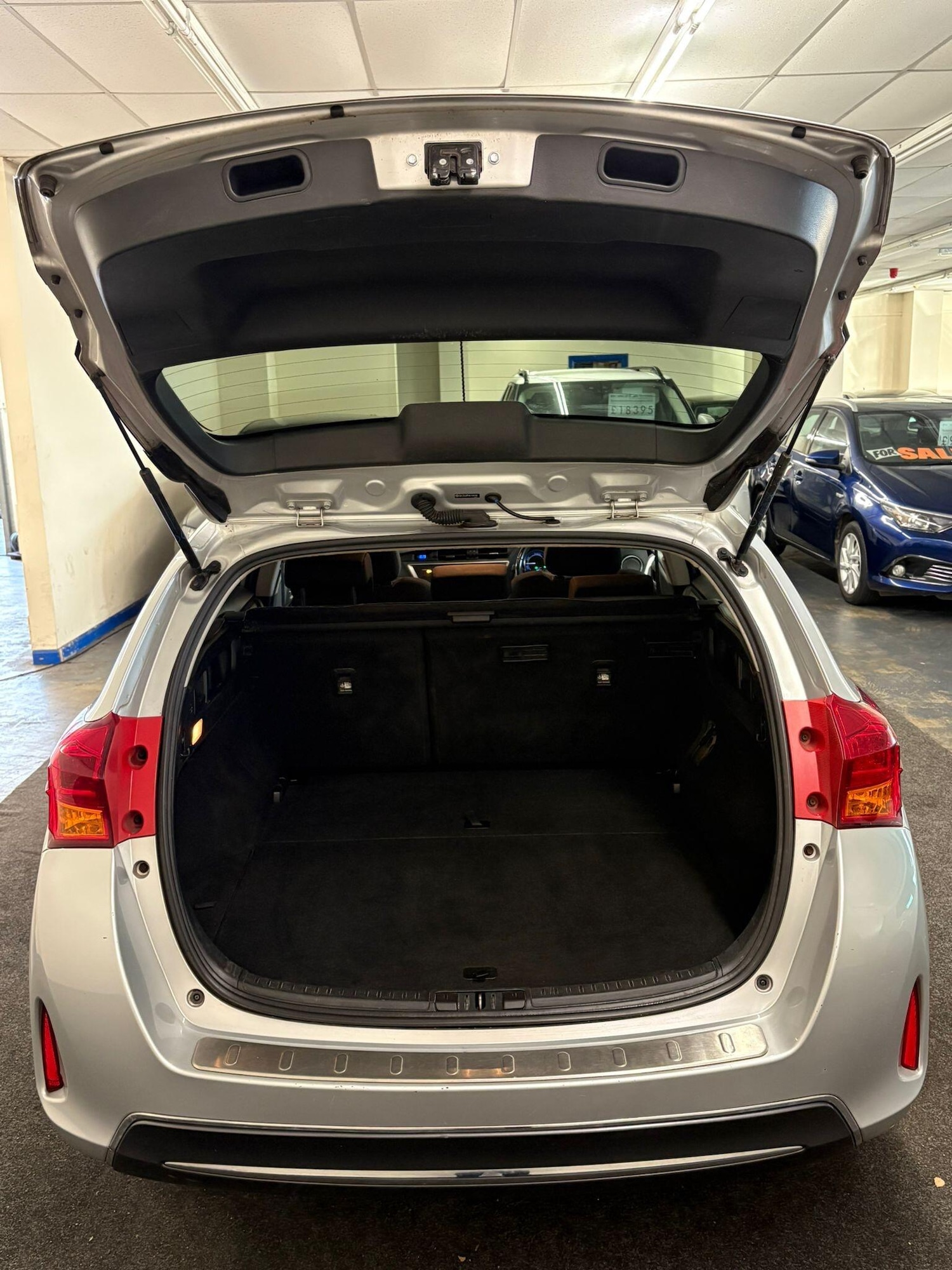 Used Toyota Auris 2015 for sale - 76423297: Photo 9