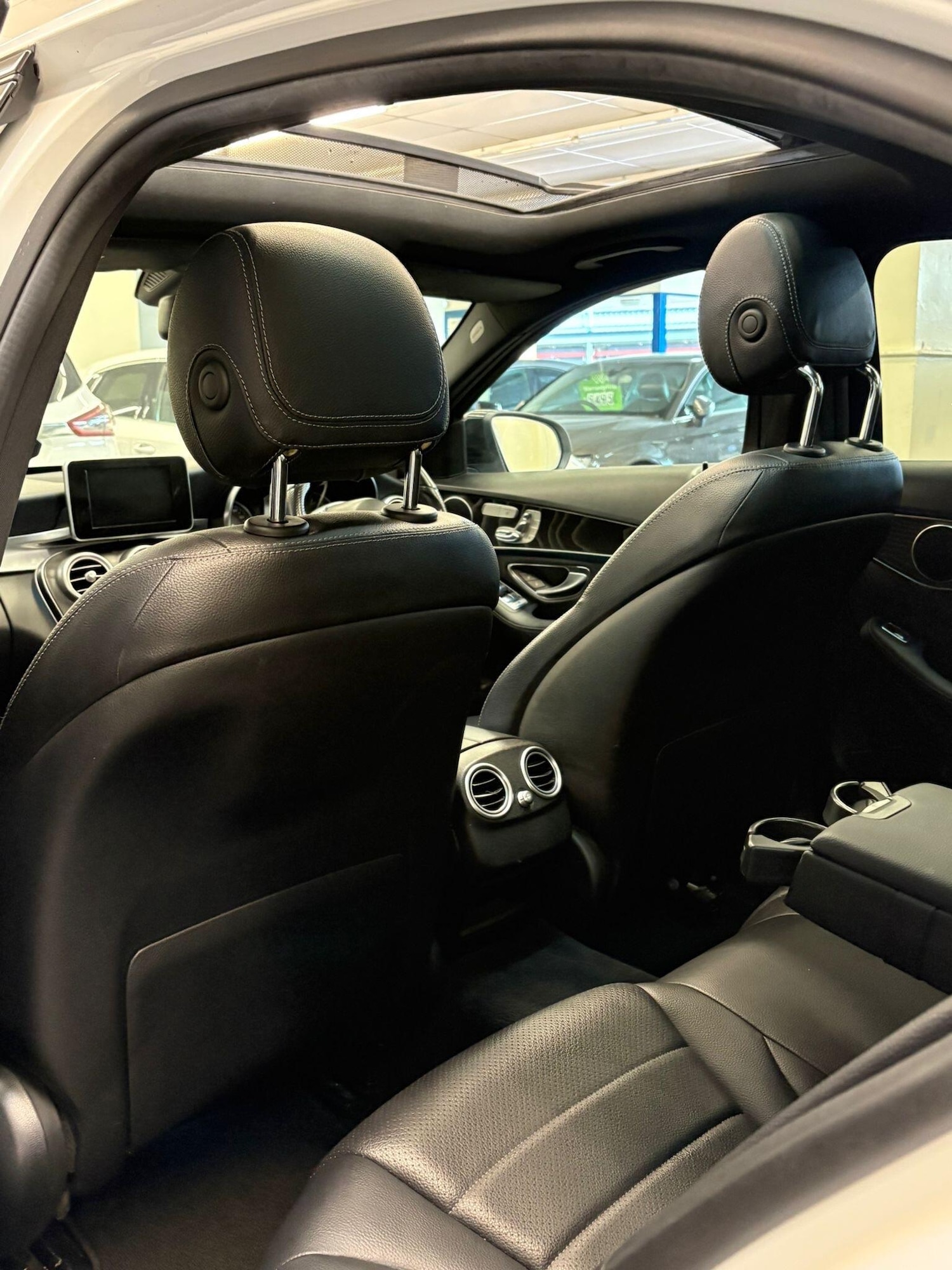 Used Mercedes-Benz C Class 2017 for sale - 78127692: Photo 6