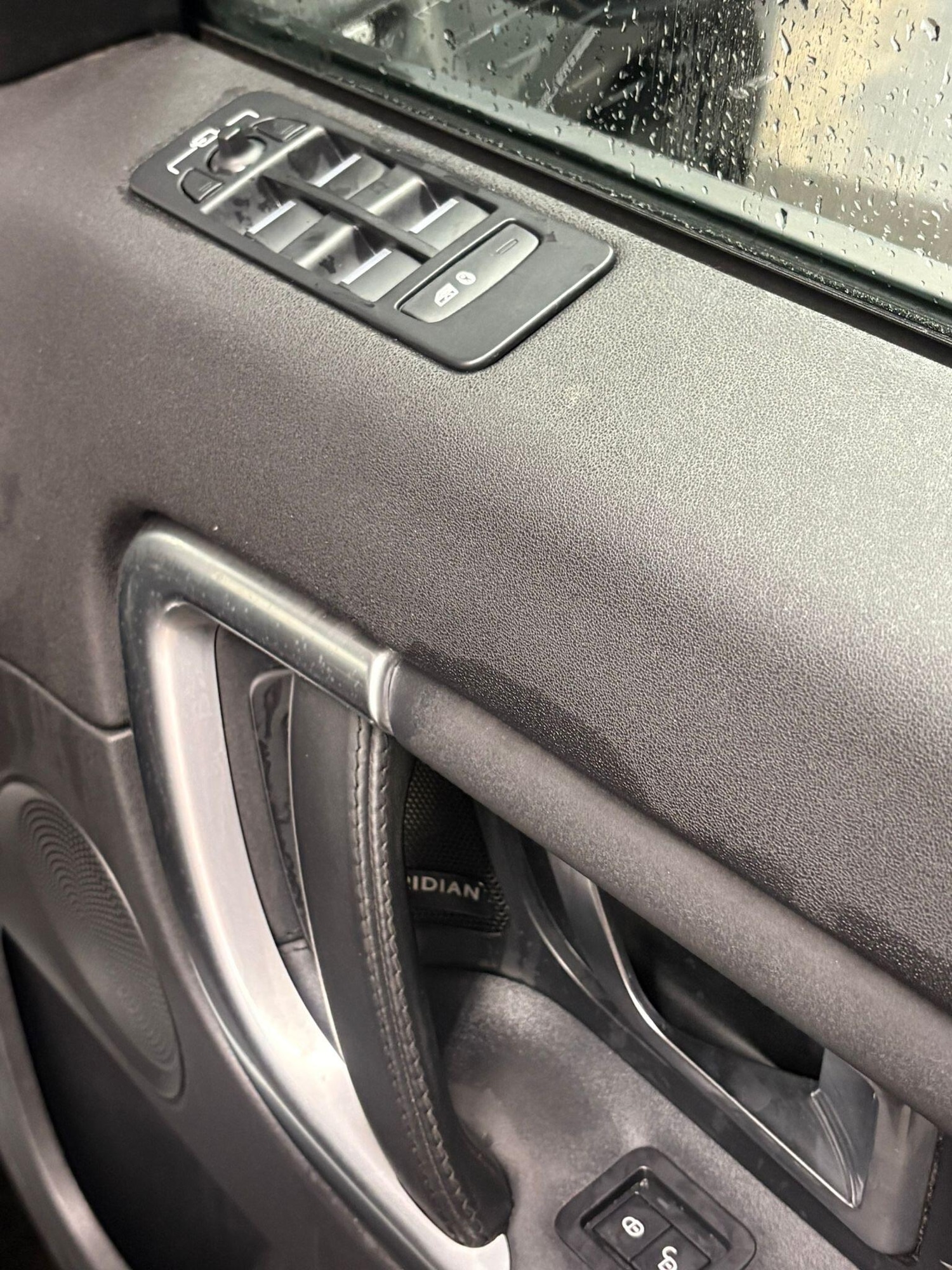 Used Land Rover Discovery Sport 2016 for sale - 76623238: Photo 11