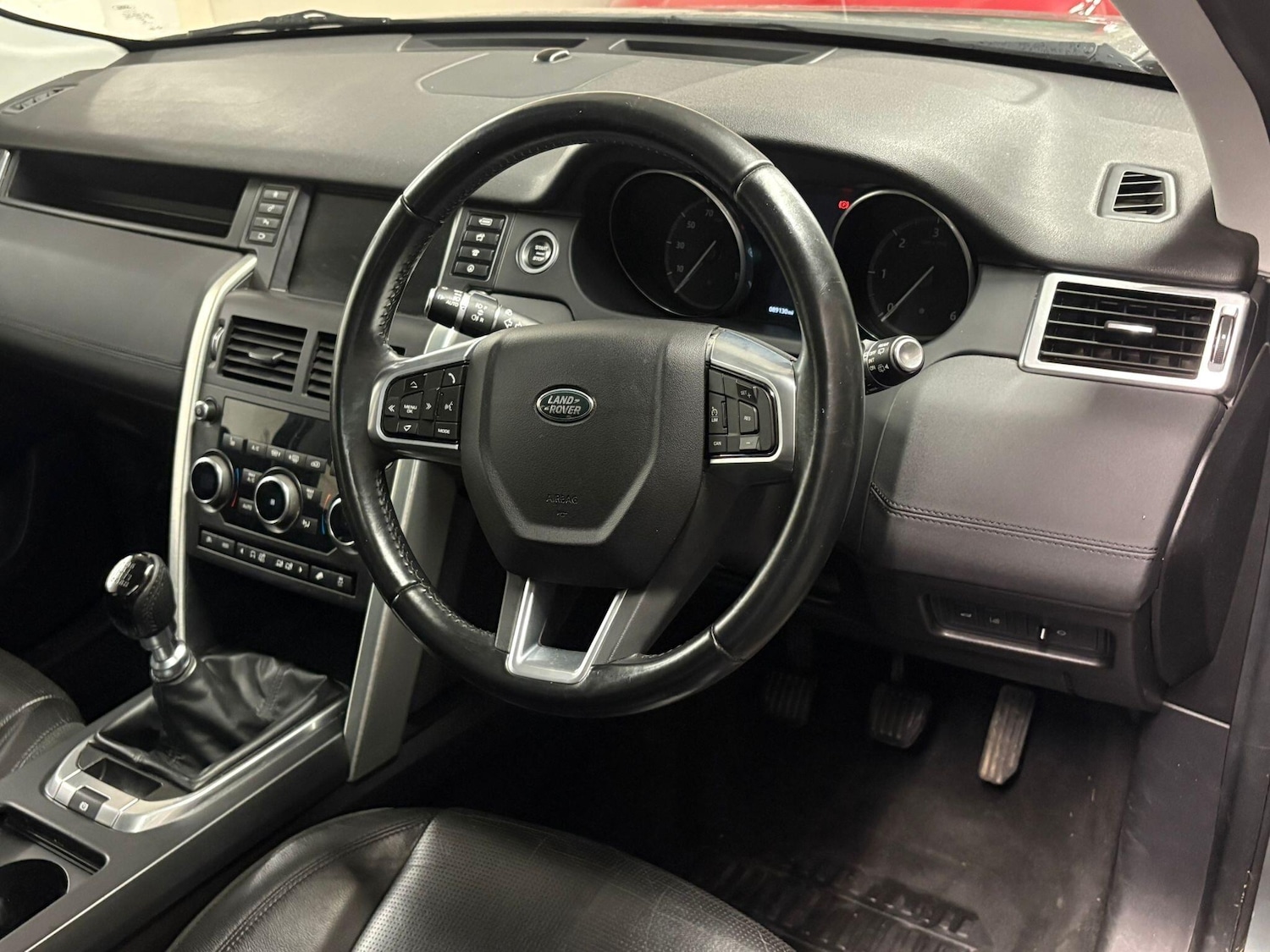 Used Land Rover Discovery Sport 2016 for sale - 76623238: Photo 27