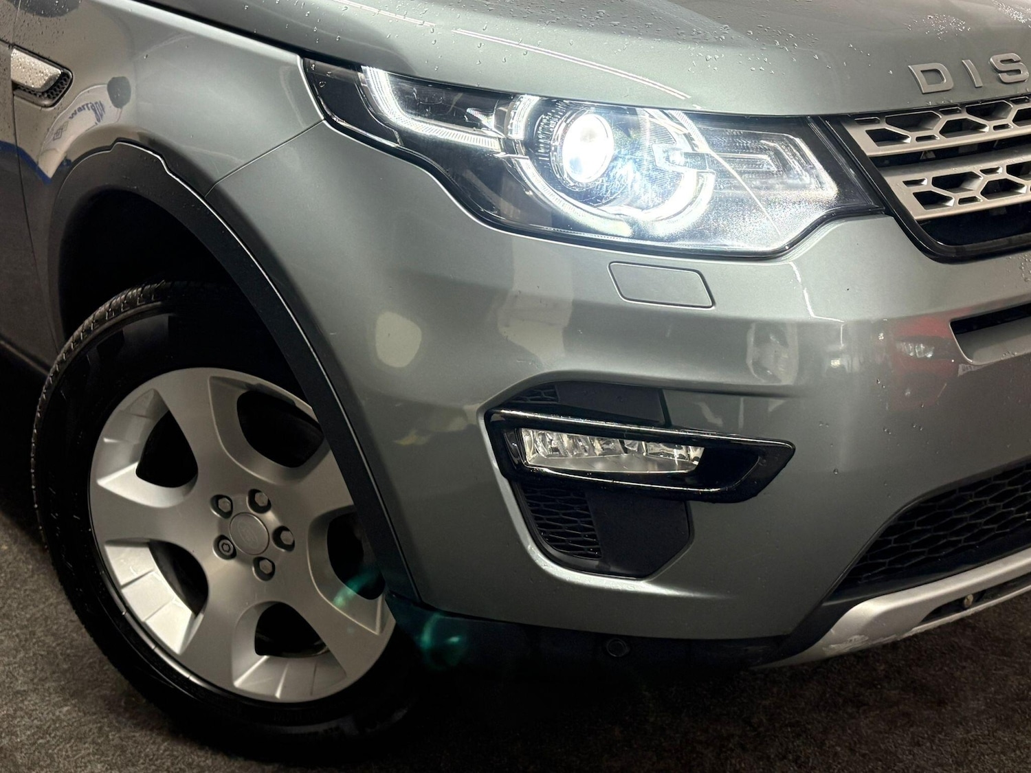 Used Land Rover Discovery Sport 2016 for sale - 76623238: Photo 28