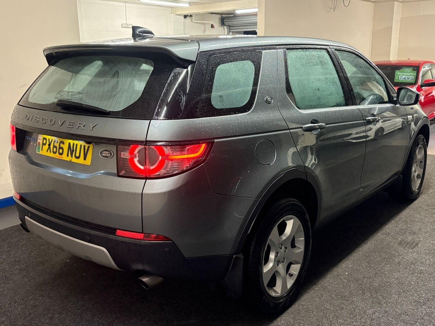 Used Land Rover Discovery Sport 2016 for sale - 76623238: Photo 4