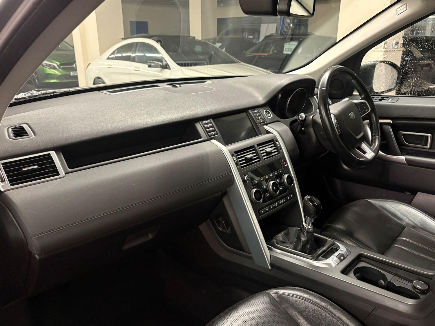 Used Land Rover Discovery Sport 2016 for sale - 76623238: Photo 8