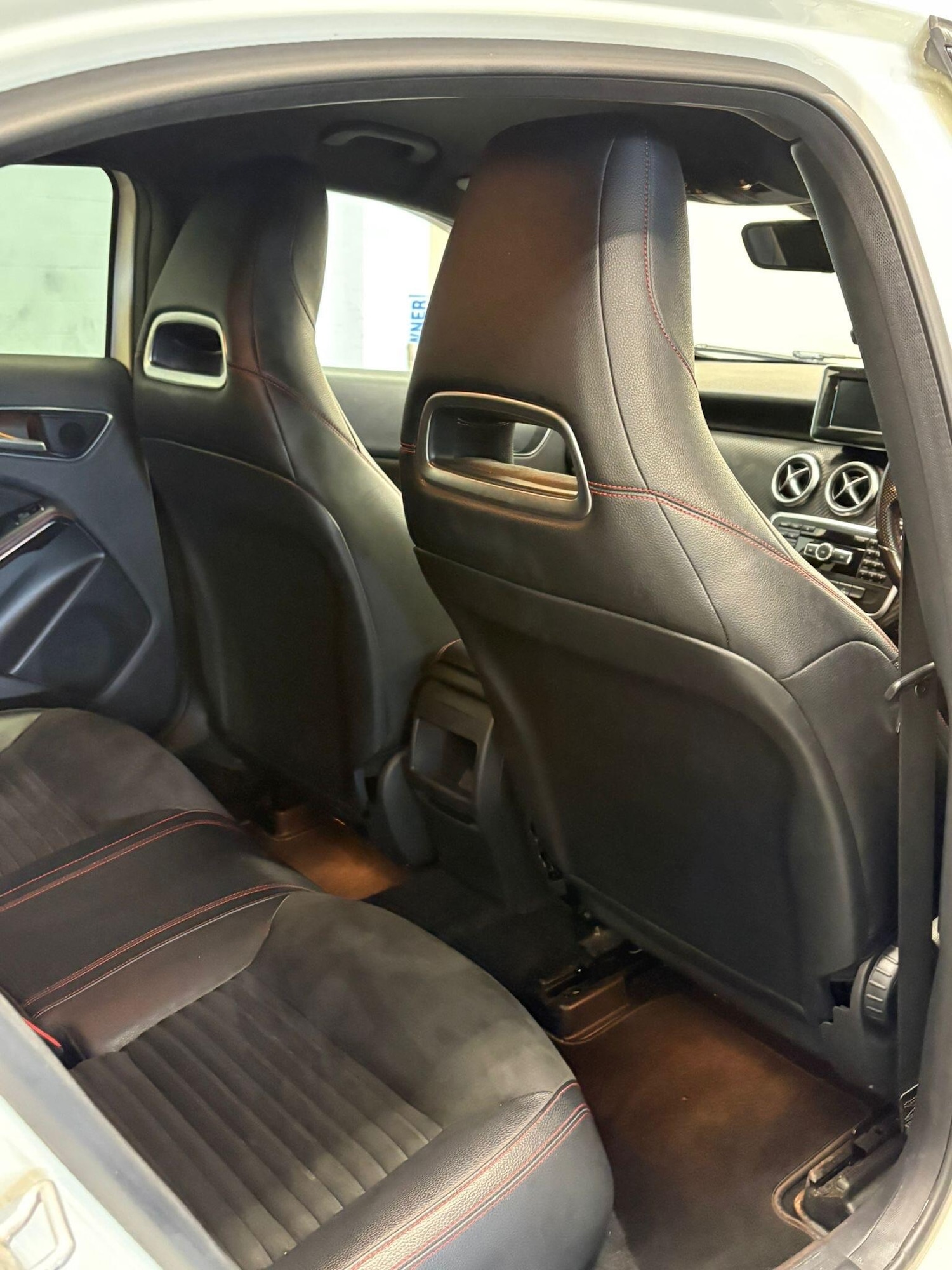 Used Mercedes-Benz A-Class 2013 for sale - 77799241: Photo 11