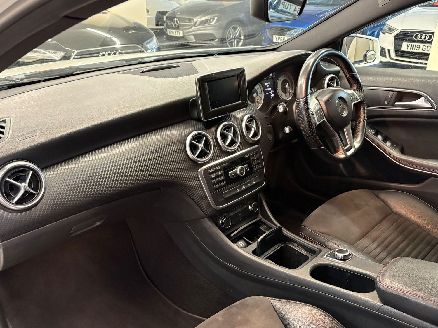 Used Mercedes-Benz A-Class 2013 for sale - 77799241: Photo 8