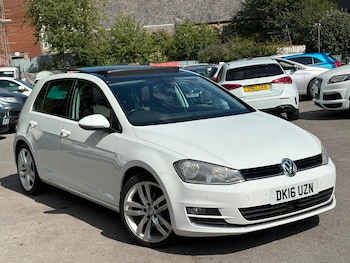 Used Volkswagen Golf 2016 for sale - 79496982: Photo