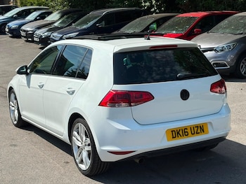 Used Volkswagen Golf 2016 for sale - 79496982: Photo