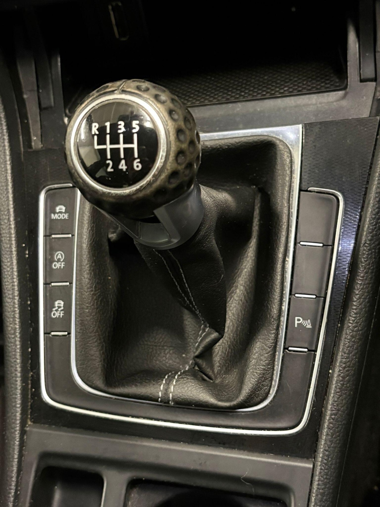 Used Volkswagen Golf 2015 for sale - 76399294: Photo 12