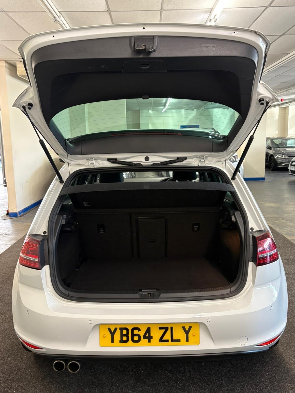 Used Volkswagen Golf 2015 for sale - 76399294: Photo 17