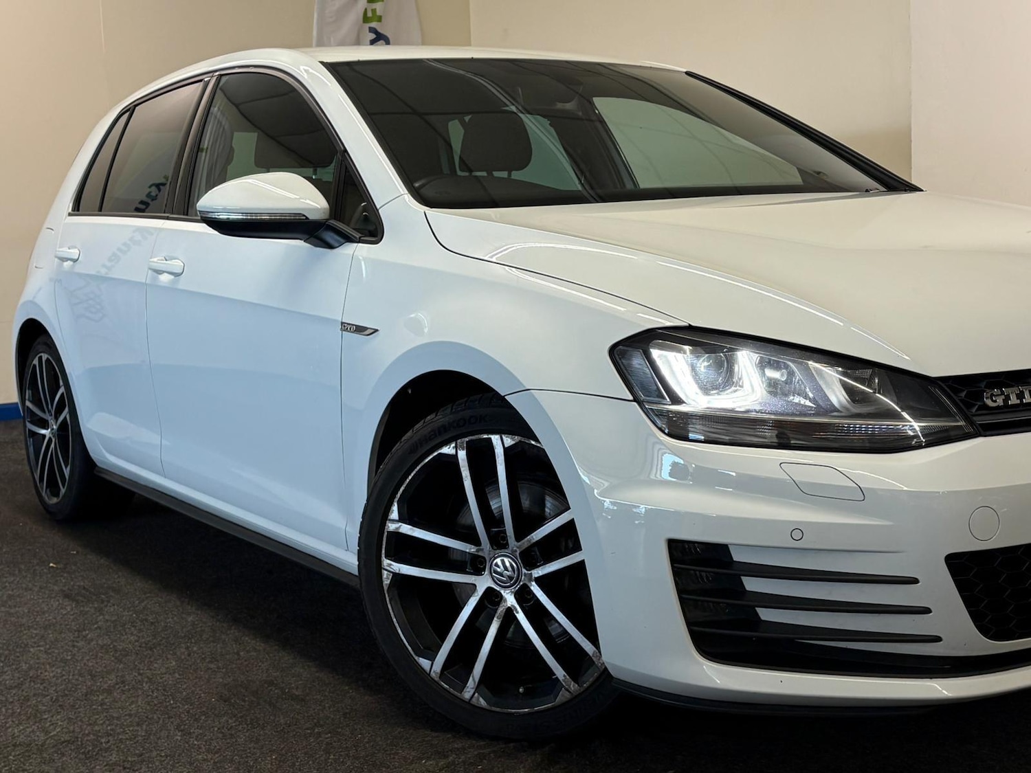 Used Volkswagen Golf 2015 for sale - 76399294: Photo 3