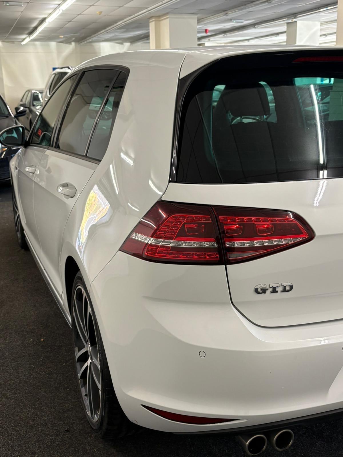 Used Volkswagen Golf 2015 for sale - 76399294: Photo 5