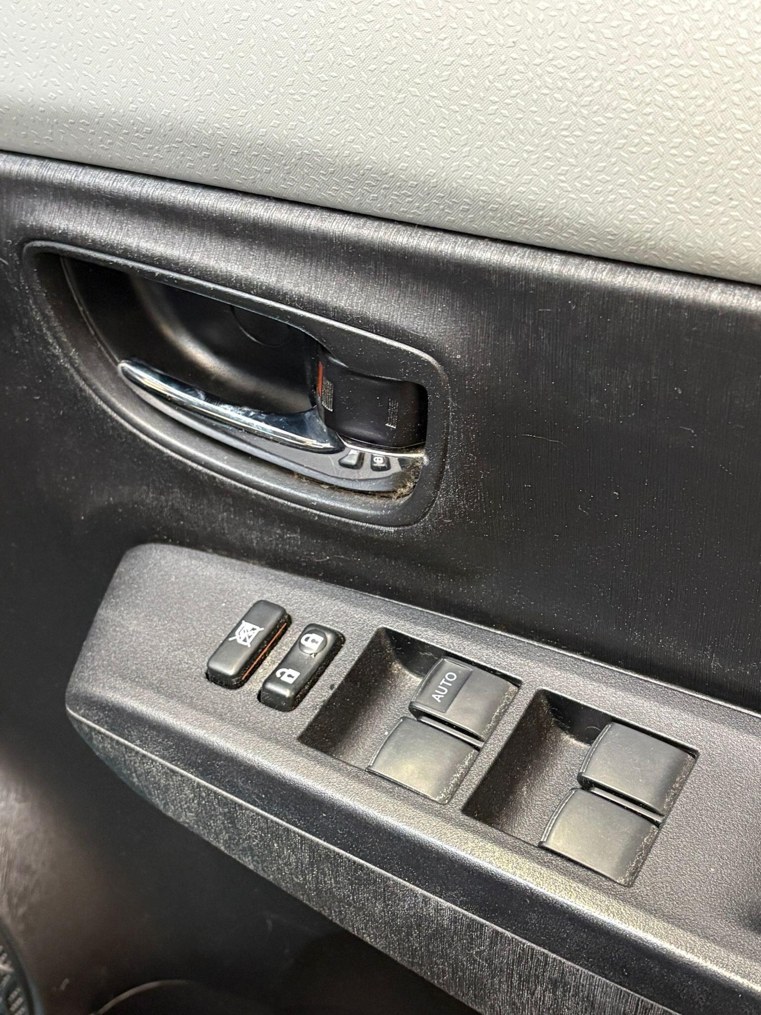 Used Toyota Yaris 2013 for sale - 77386787: Photo 15