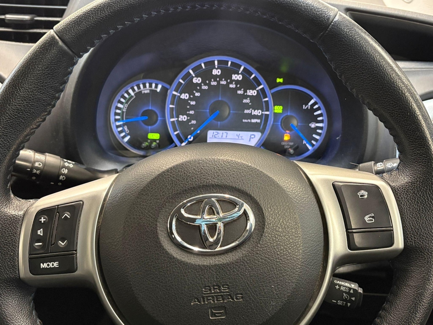 Used Toyota Yaris 2013 for sale - 77386787: Photo 23