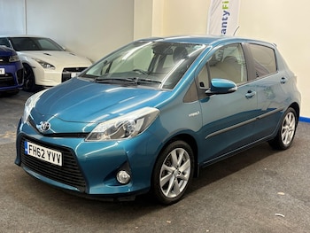 Used Toyota Yaris 2013 for sale - 77386787: Photo