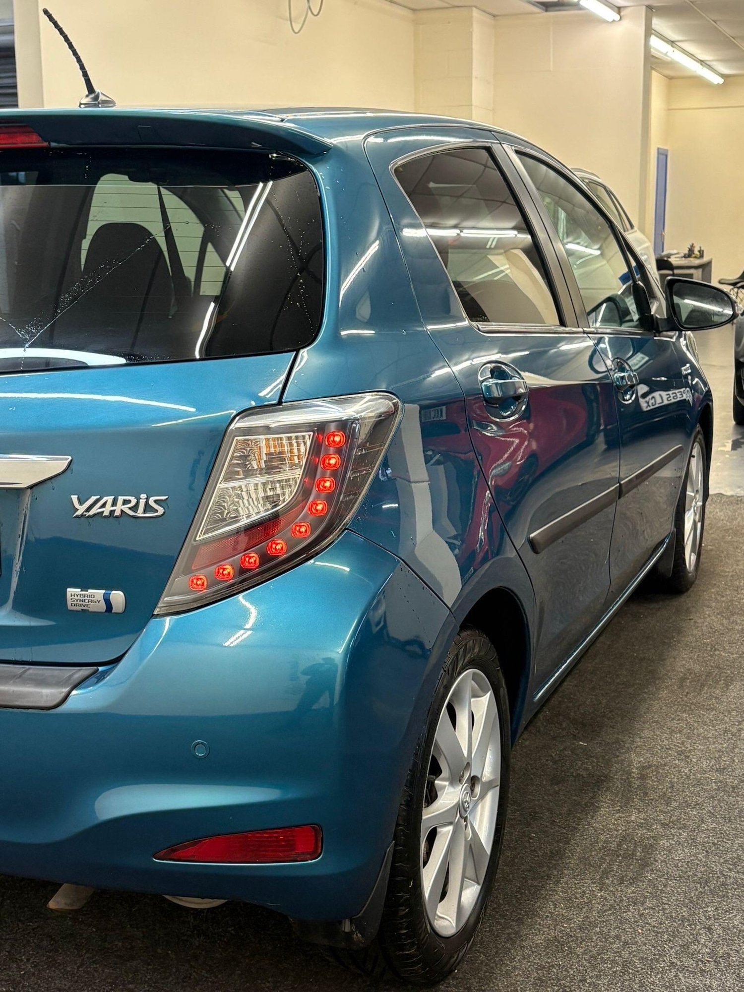 Used Toyota Yaris 2013 for sale - 77386787: Photo 8