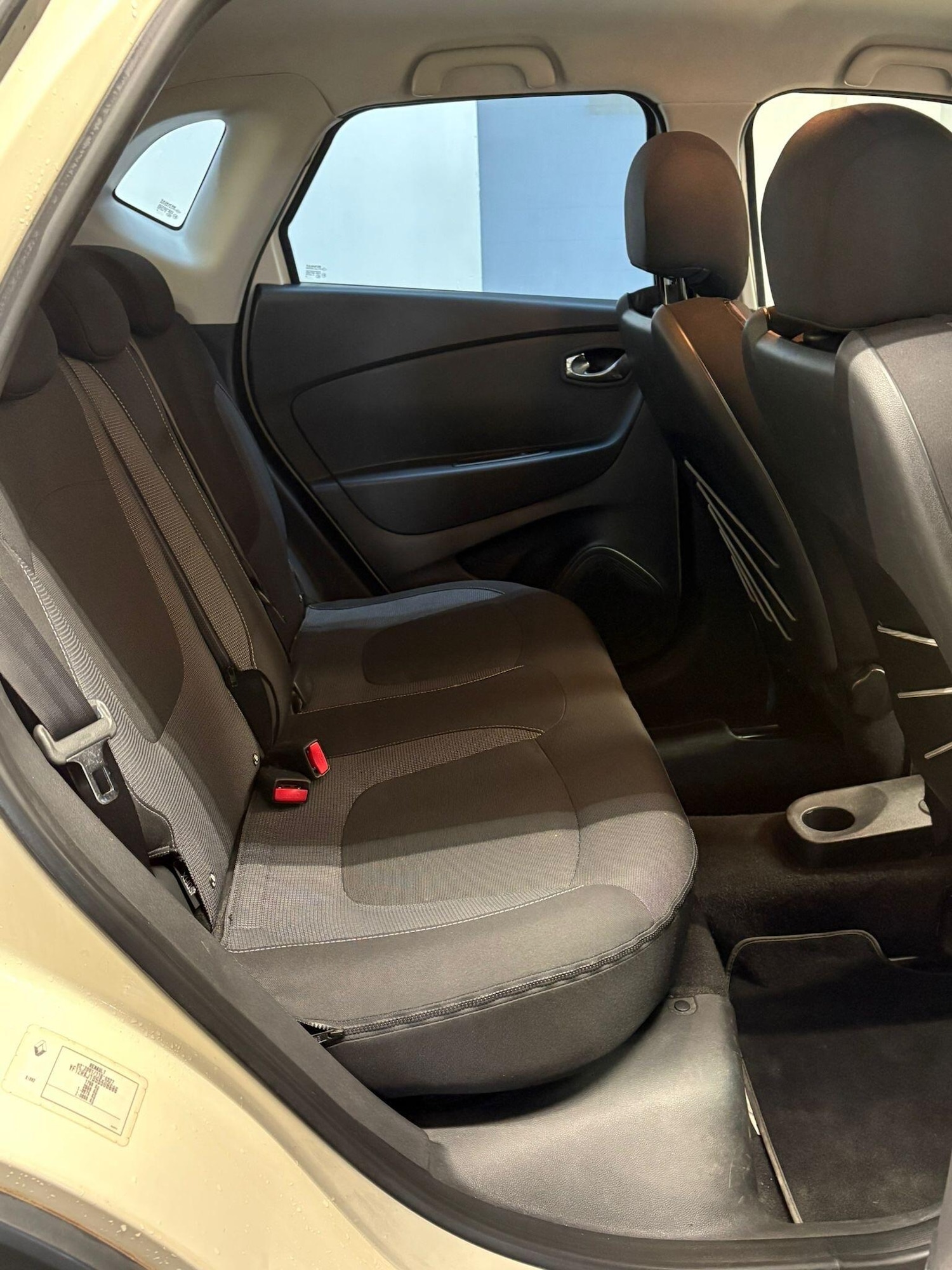 Used Renault Captur 2016 for sale - 77060242: Photo 10