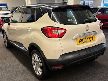 Used Renault Captur 2016 for sale - 77060242: Photo