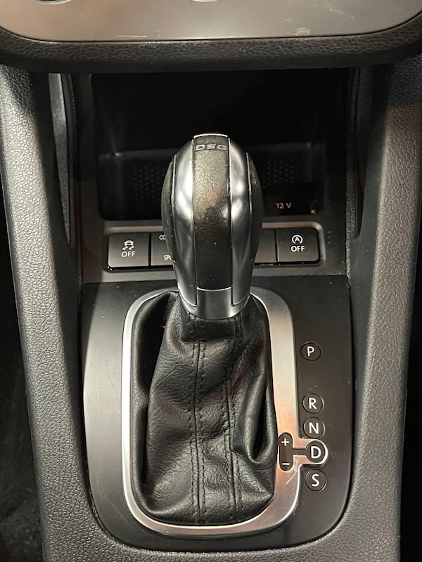 Used Volkswagen Scirocco 2014 for sale - 76226250: Photo 7