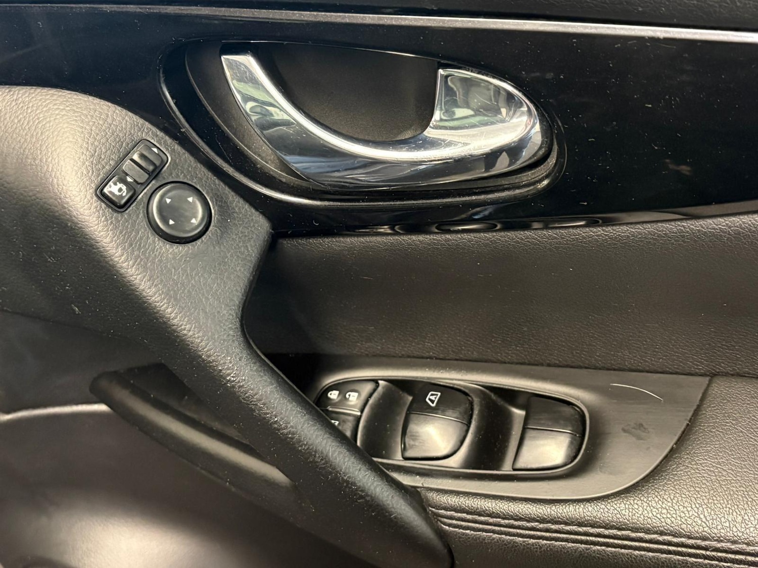 Used Nissan Qashqai 2014 for sale - 77060240: Photo 25