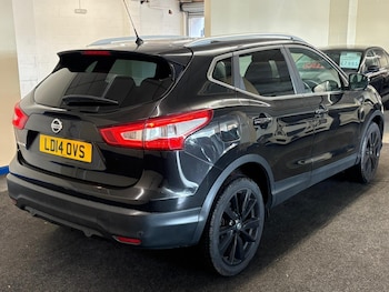 Used Nissan Qashqai 2014 for sale - 77060240: Photo