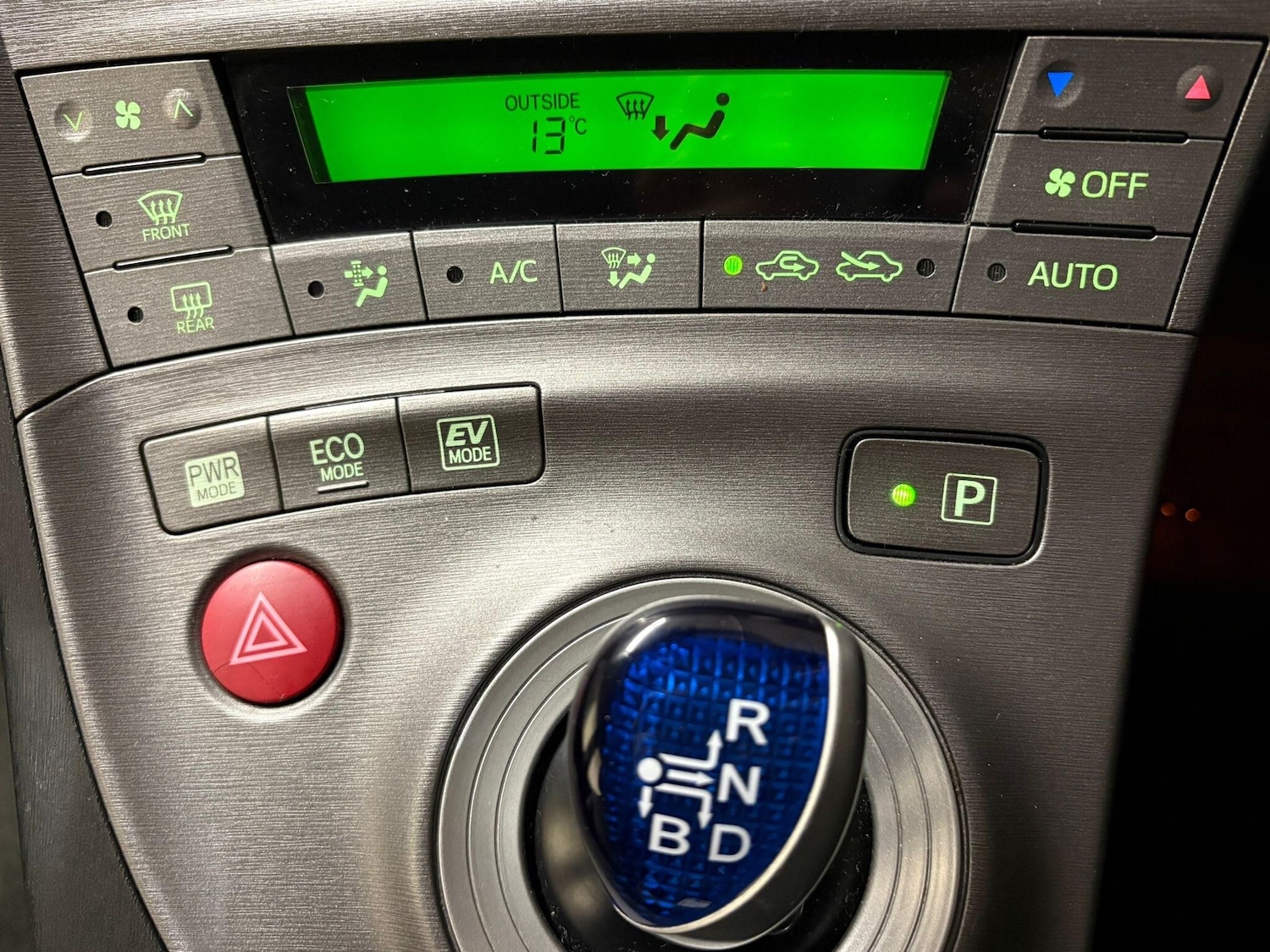 Used Toyota Prius 2015 for sale - 77144066: Photo 11