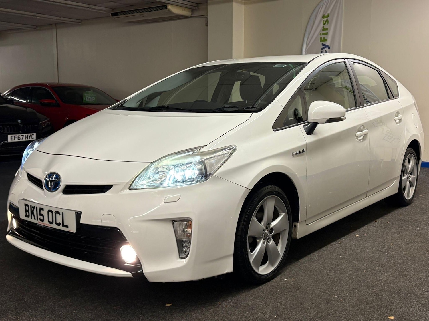 Used Toyota Prius 2015 for sale - 77144066: Photo 2