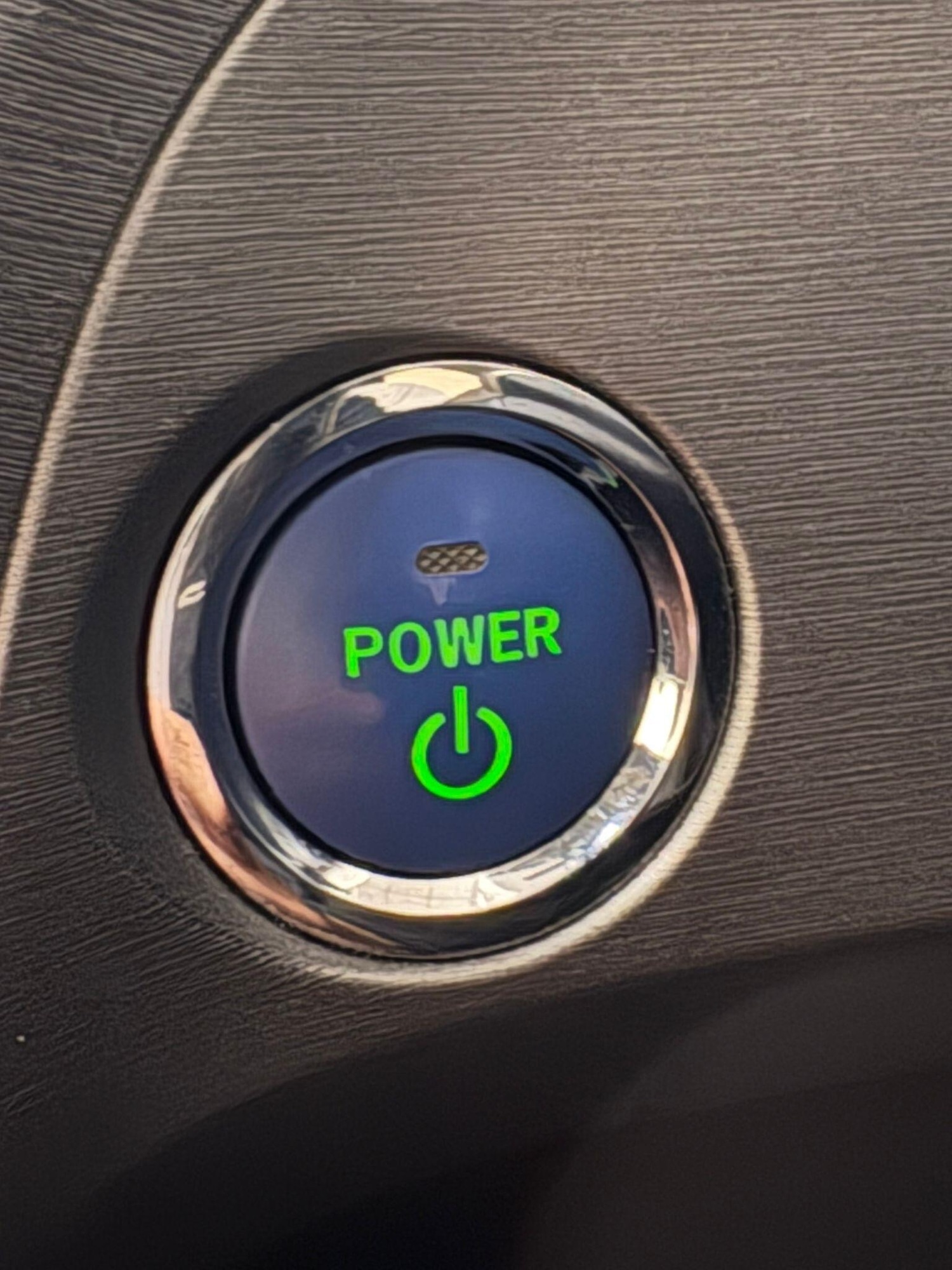 Used Toyota Prius 2015 for sale - 77144066: Photo 24