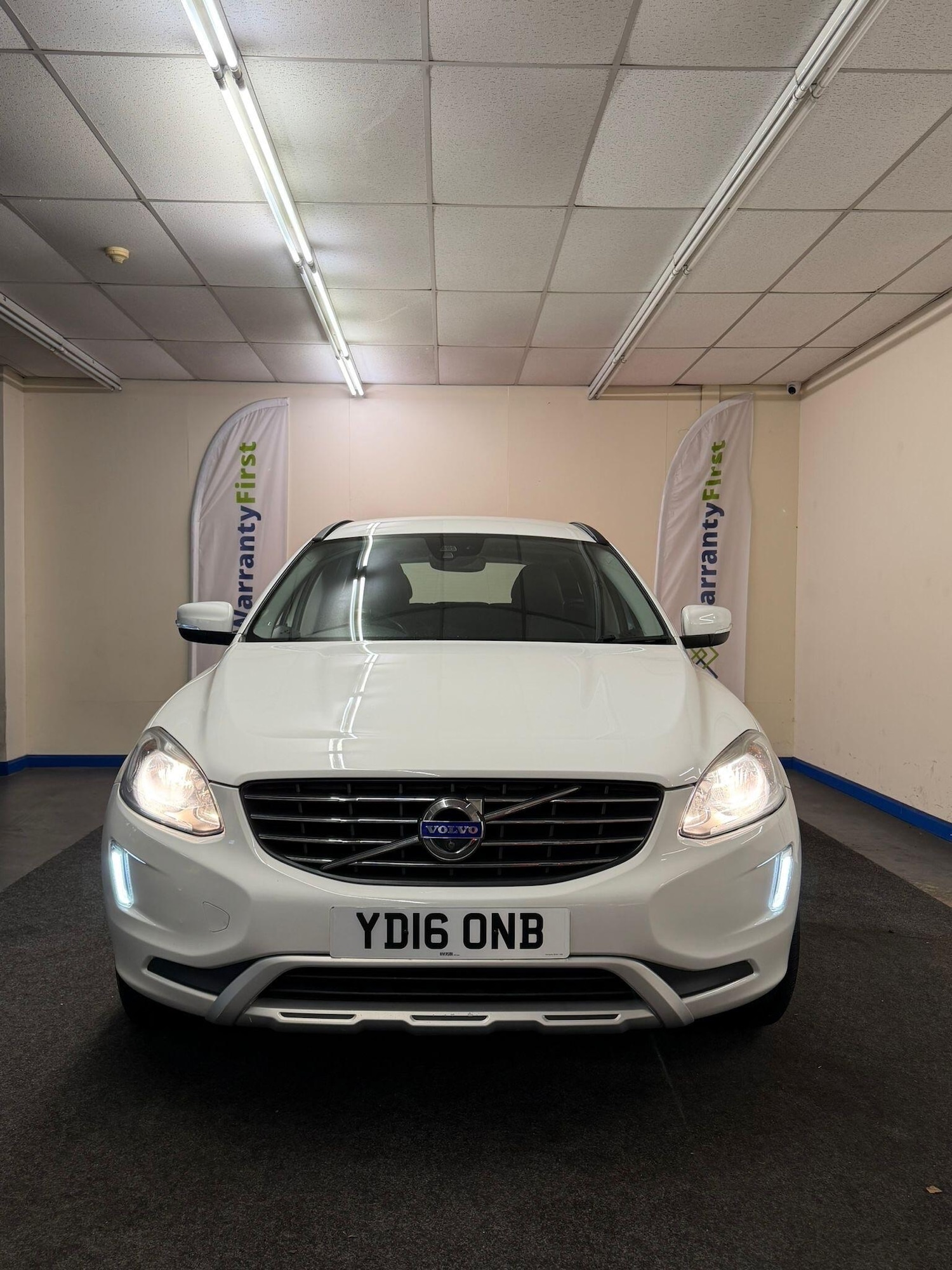 Used Volvo XC60 2016 for sale - 76623209: Photo 2