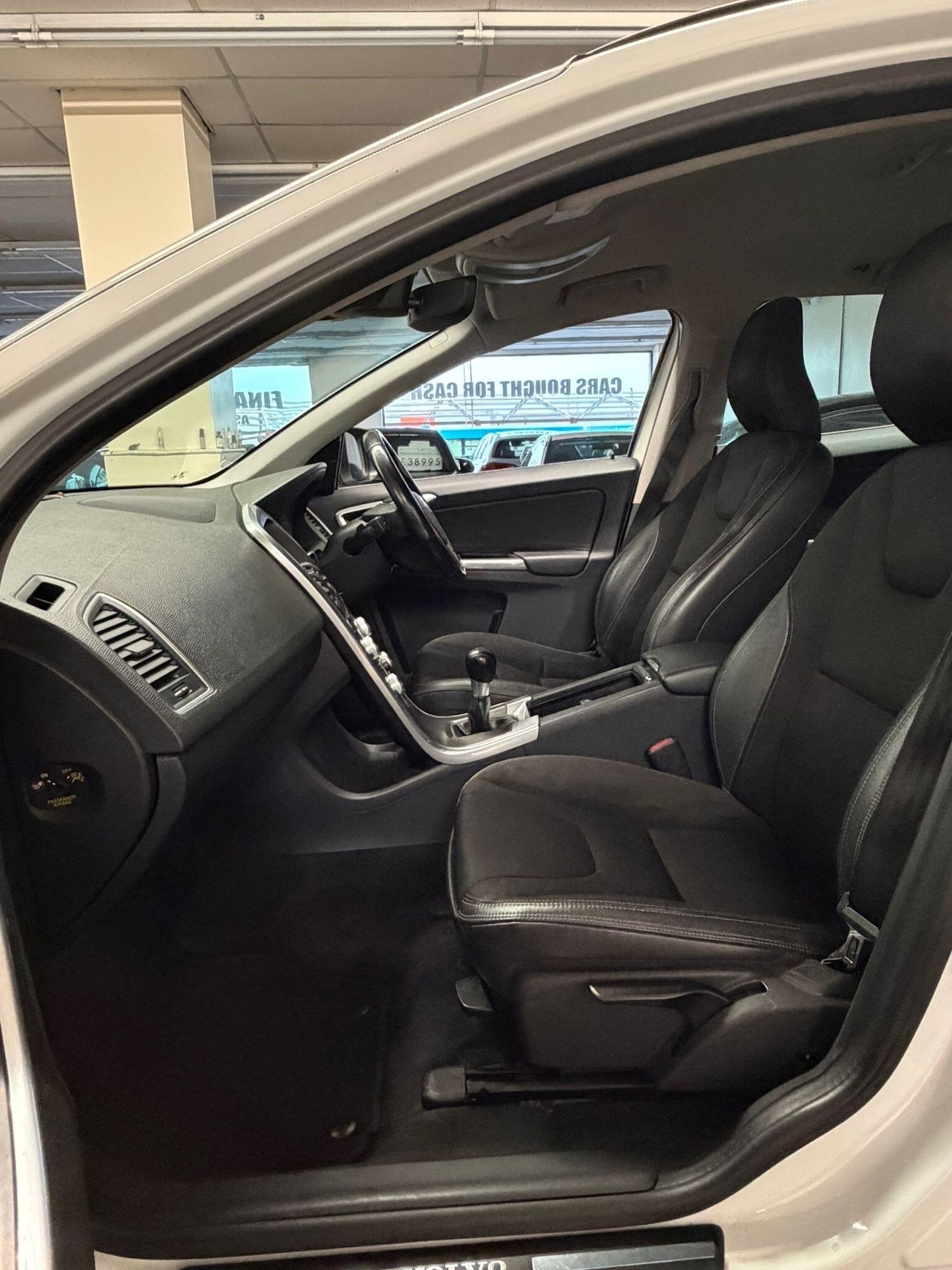 Used Volvo XC60 2016 for sale - 76623209: Photo 20