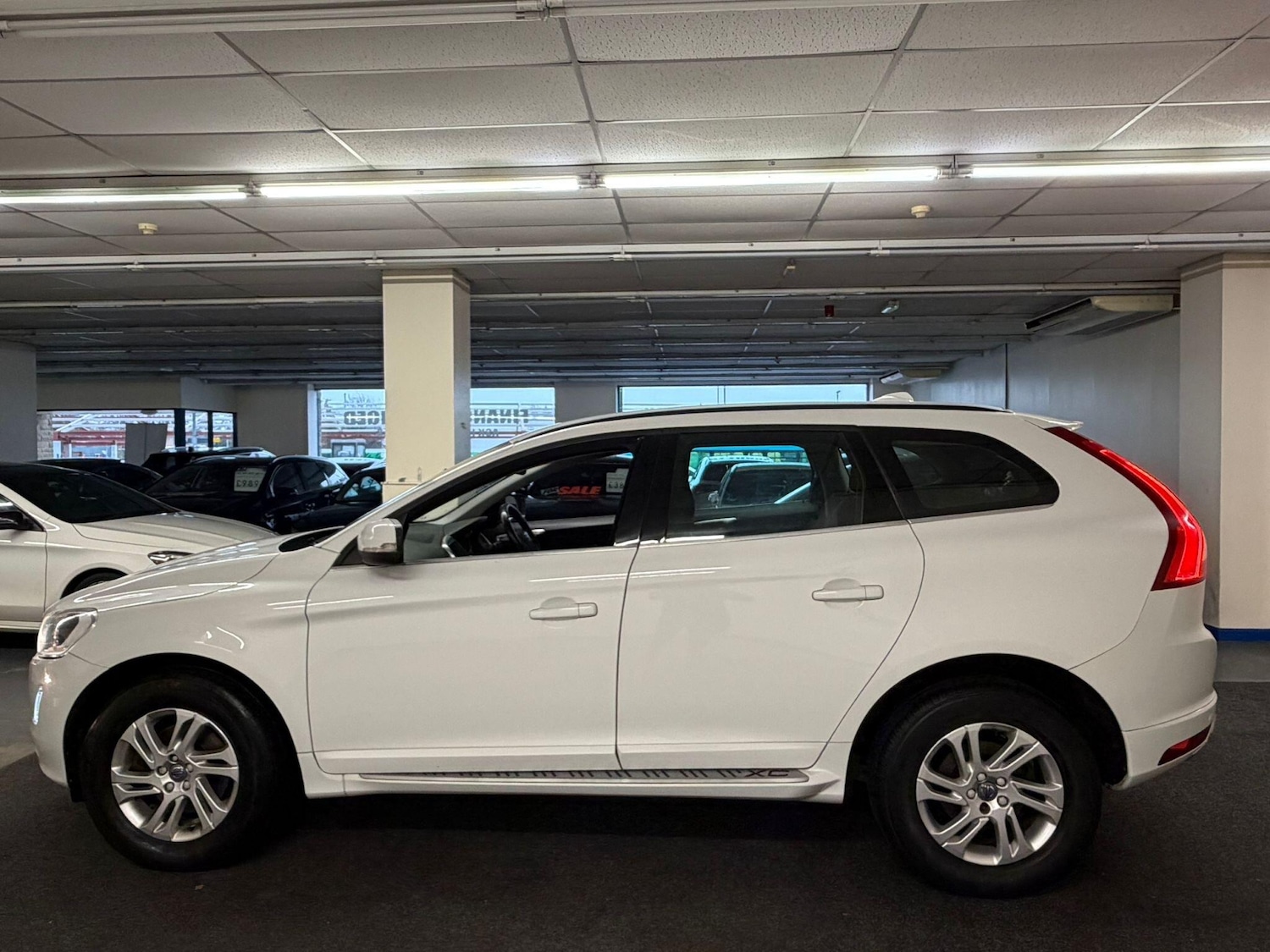 Used Volvo XC60 2016 for sale - 76623209: Photo 4