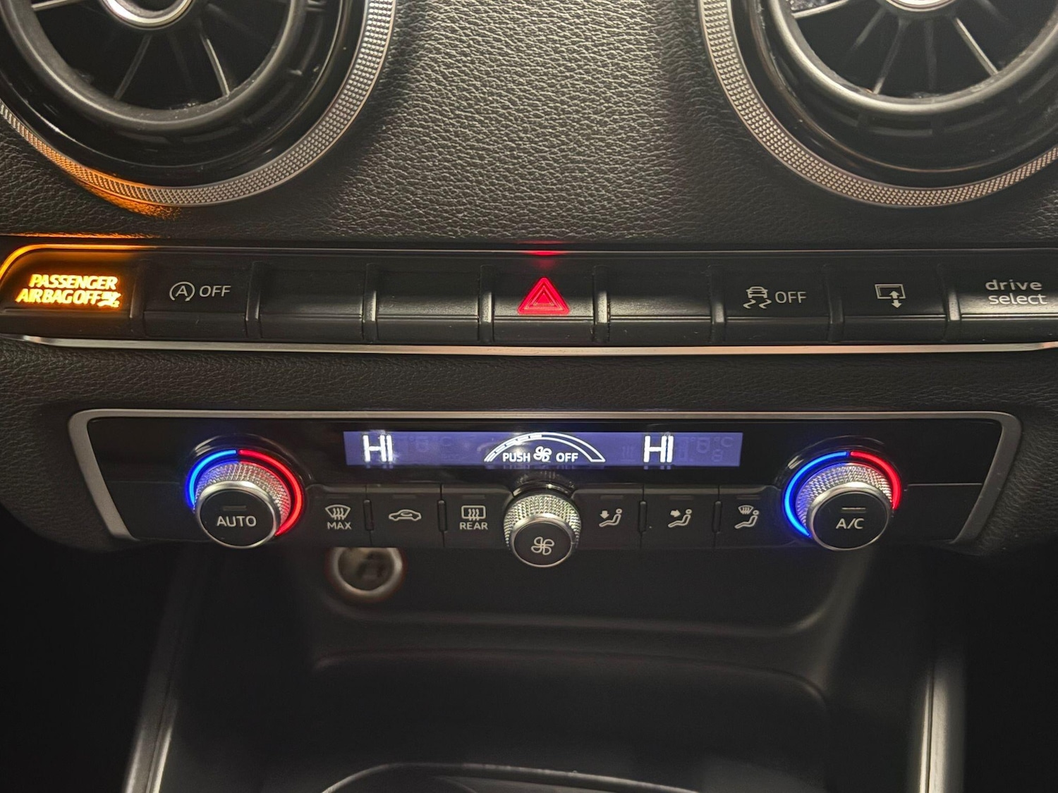 Used Audi A3 2014 for sale - 76623211: Photo 10