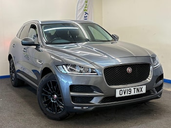 Used Jaguar F-Pace 2019 for sale - 78170728: Photo