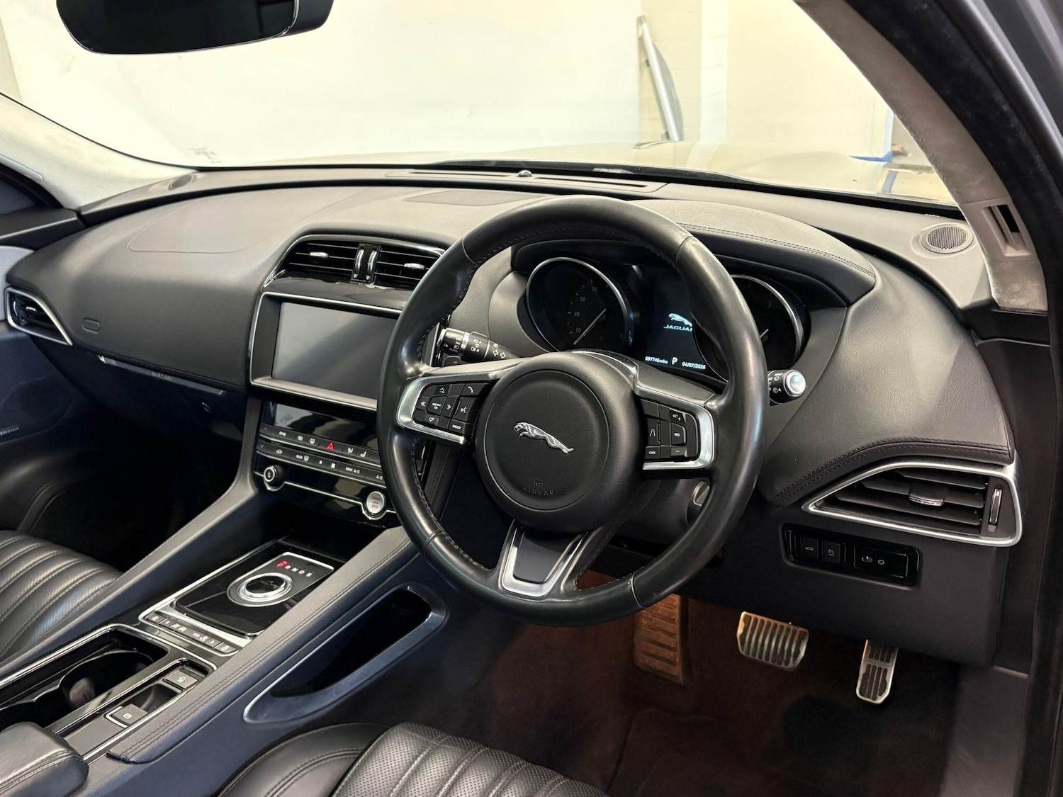 Used Jaguar F-Pace 2019 for sale - 78170728: Photo 21