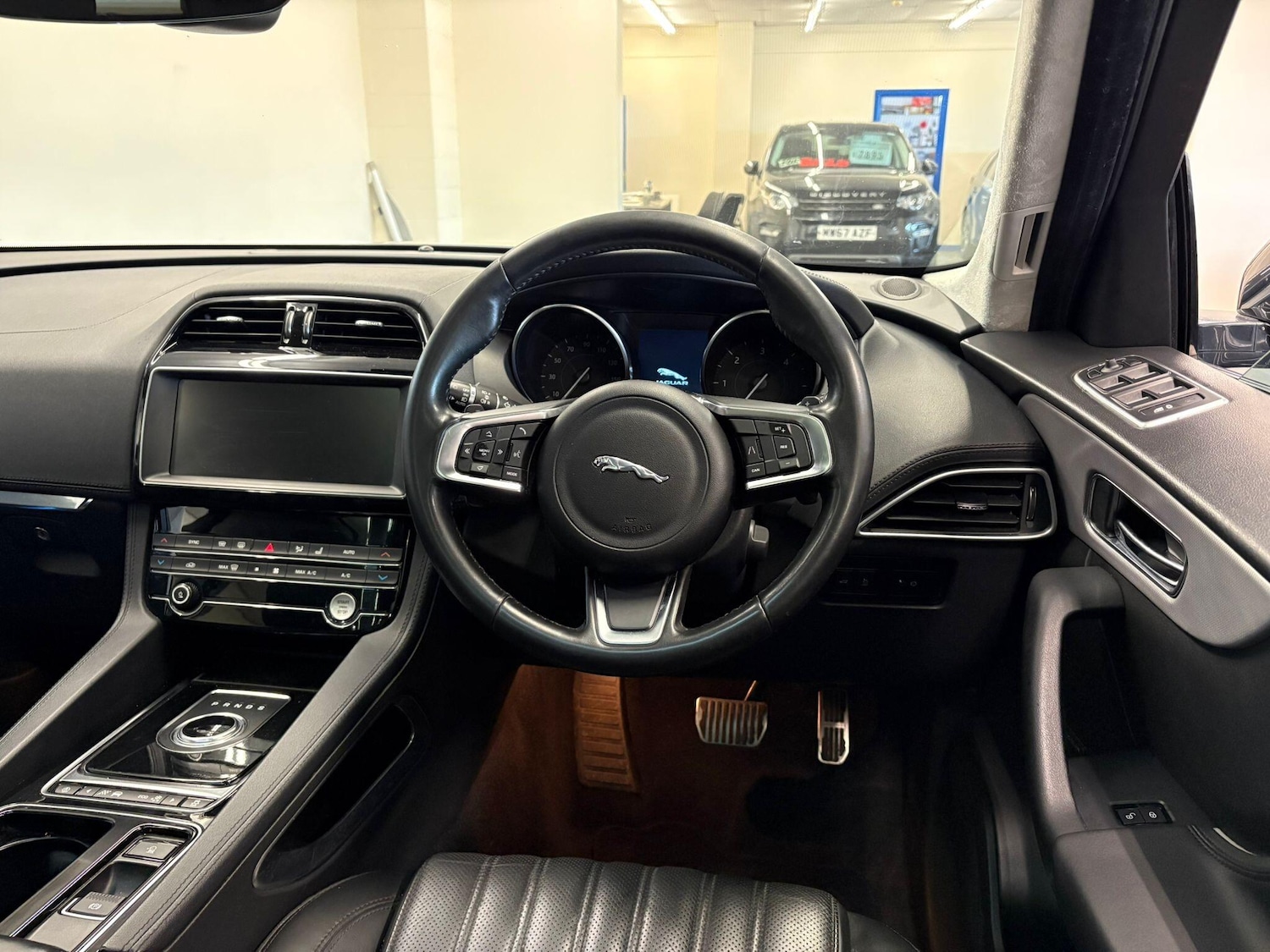 Used Jaguar F-Pace 2019 for sale - 78170728: Photo 22