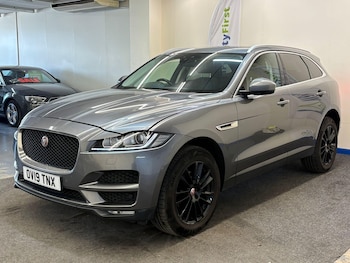 Used Jaguar F-Pace 2019 for sale - 78170728: Photo