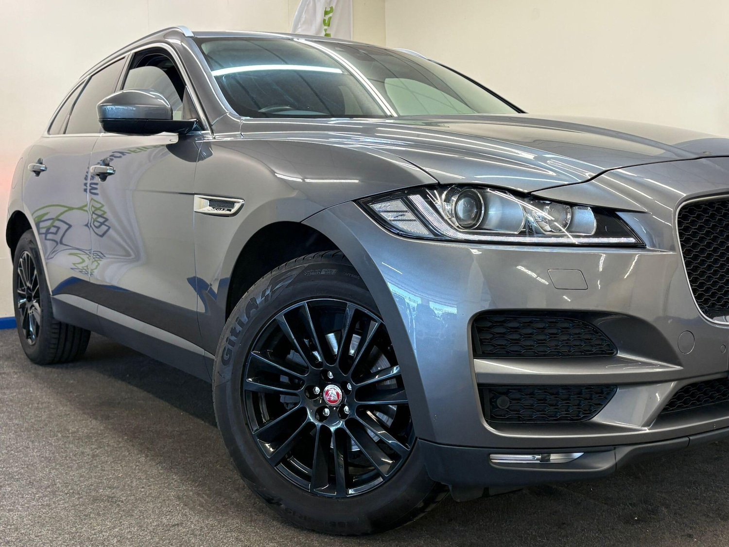 Used Jaguar F-Pace 2019 for sale - 78170728: Photo 5